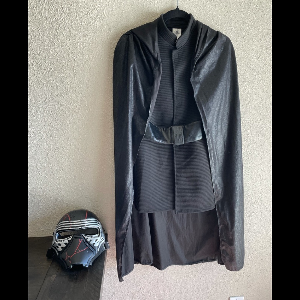 Kylo Ren Disney costume